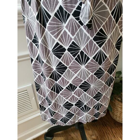 Isaac Mizrahi Sheath Dress Womens L Multi Geo Print Tie Waist Button Front Neck - Picture 11 of 13